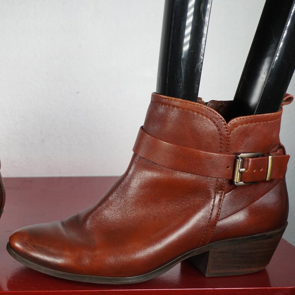 Women's Vince Camuto Brown Leather Ankle High Buckle Fashion Boots Booties 8.5